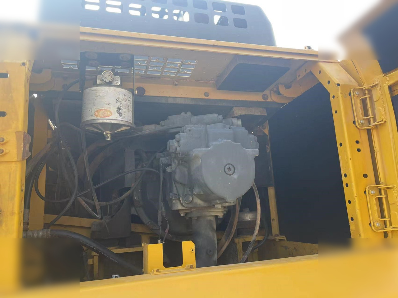 KOMATSU PC400-8R - Escavadora de rastos: foto 5 KOMATSU PC400-8R - Escavadora de rastos: foto 5