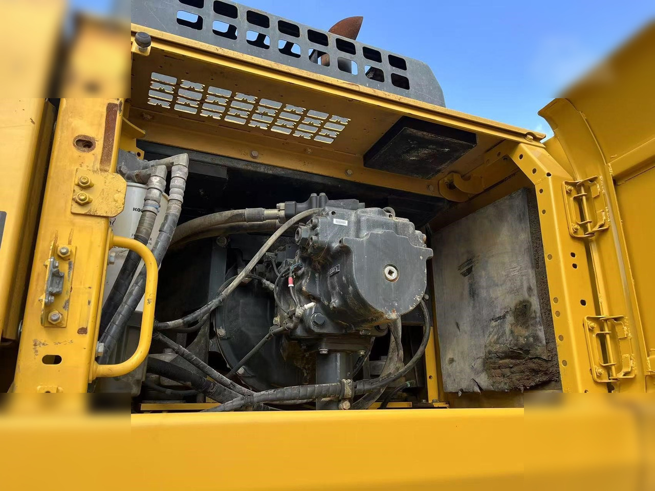 Escavadora de rastos KOMATSU PC400-8R: foto 6