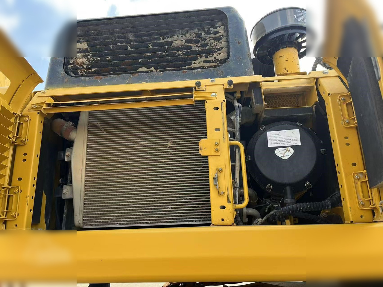 Escavadora de rastos KOMATSU PC400-8R: foto 7