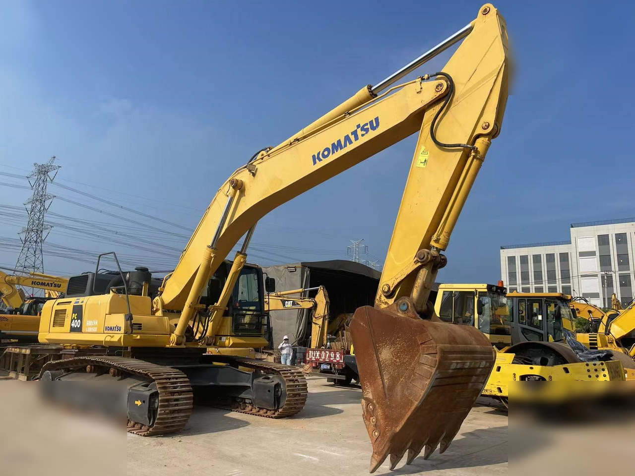 KOMATSU PC400-8R - Escavadora de rastos: foto 2 KOMATSU PC400-8R - Escavadora de rastos: foto 2