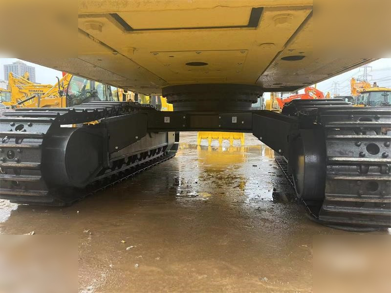 Escavadora de rastos KOMATSU PC450-8: foto 7