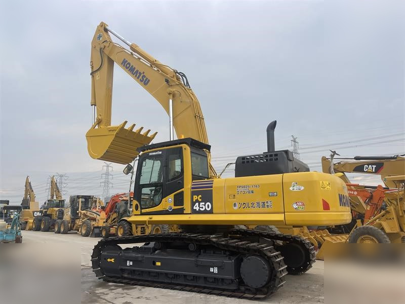 KOMATSU PC450-8 - Escavadora de rastos: foto 2 KOMATSU PC450-8 - Escavadora de rastos: foto 2