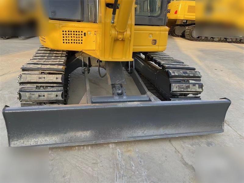 Mini escavadeira KOMATSU PC55MR-2: foto 7