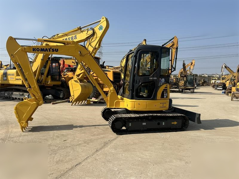 KOMATSU PC55MR-3 - Mini escavadeira: foto 3 KOMATSU PC55MR-3 - Mini escavadeira: foto 3