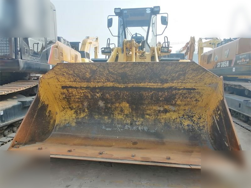 KOMATSU WA320-3 - Pá carregadora de rodas: foto 4 KOMATSU WA320-3 - Pá carregadora de rodas: foto 4