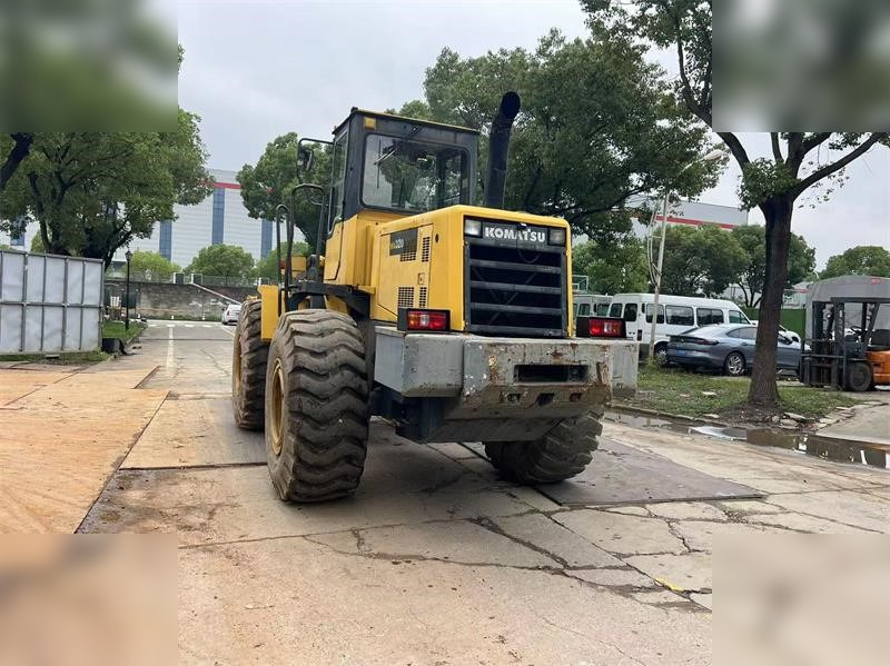 KOMATSU WA320-3 - Pá carregadora de rodas: foto 4 KOMATSU WA320-3 - Pá carregadora de rodas: foto 4