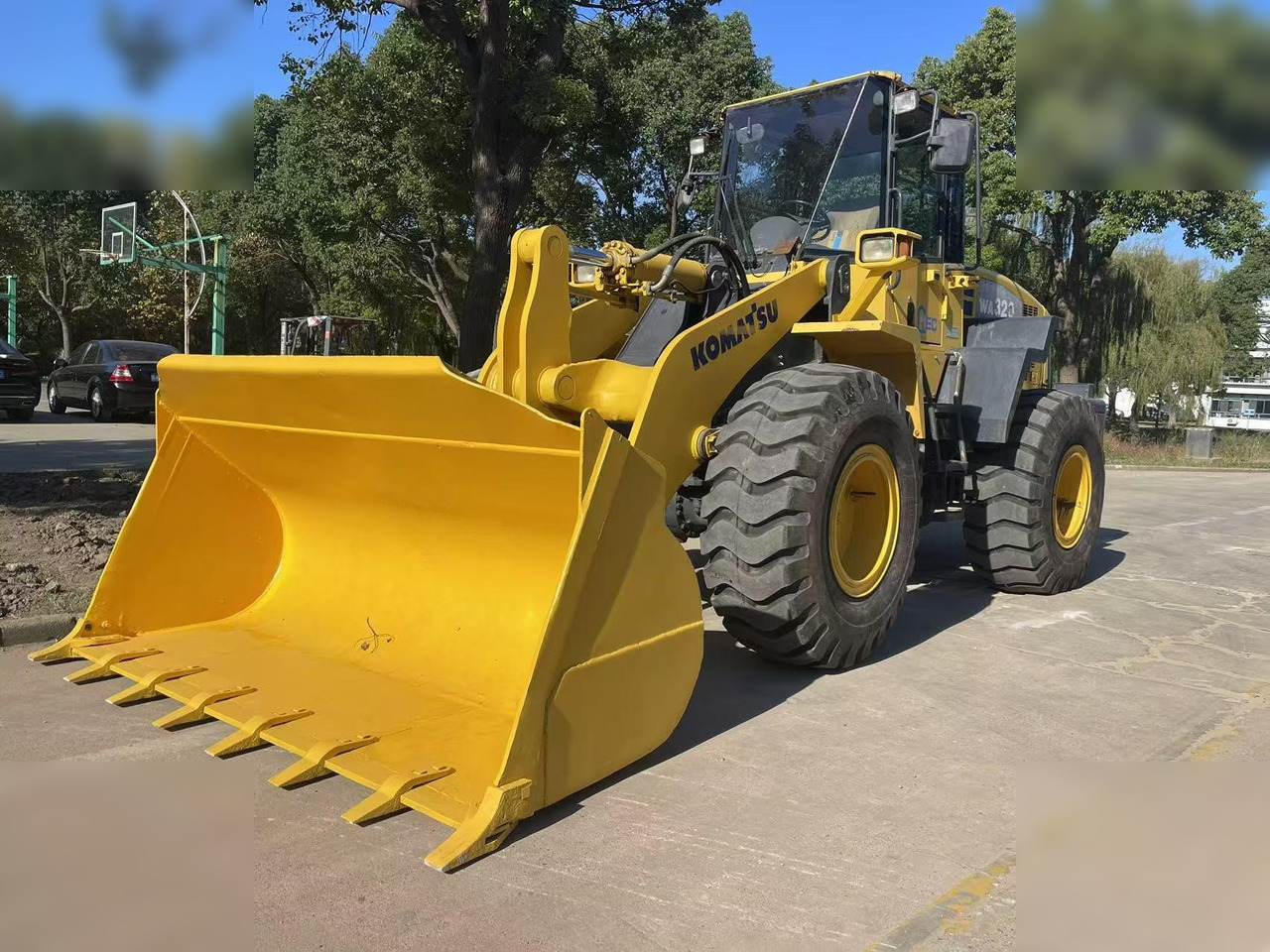 KOMATSU WA320-5 - Pá carregadora de rodas: foto 4 KOMATSU WA320-5 - Pá carregadora de rodas: foto 4