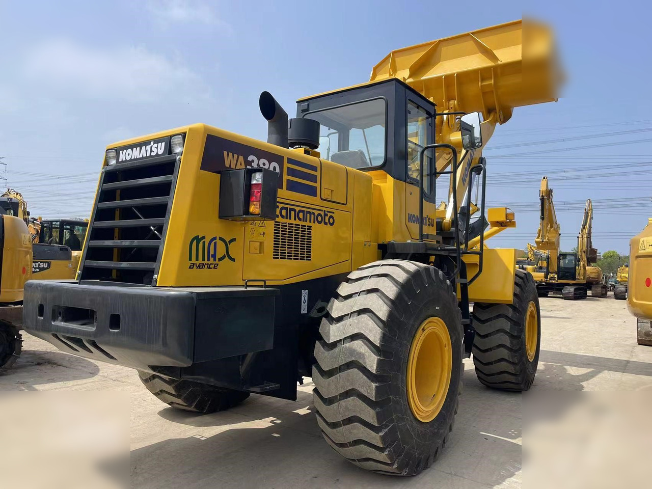 KOMATSU WA380-3 - Pá carregadora de rodas: foto 2 KOMATSU WA380-3 - Pá carregadora de rodas: foto 2