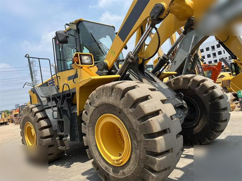 KOMATSU WA470-6 - Pá carregadora de rodas: foto 3 KOMATSU WA470-6 - Pá carregadora de rodas: foto 3