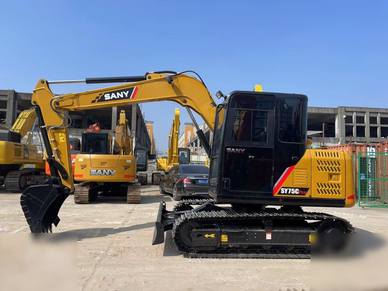 SANY SY75C - Escavadora de rastos: foto 1 SANY SY75C - Escavadora de rastos: foto 1