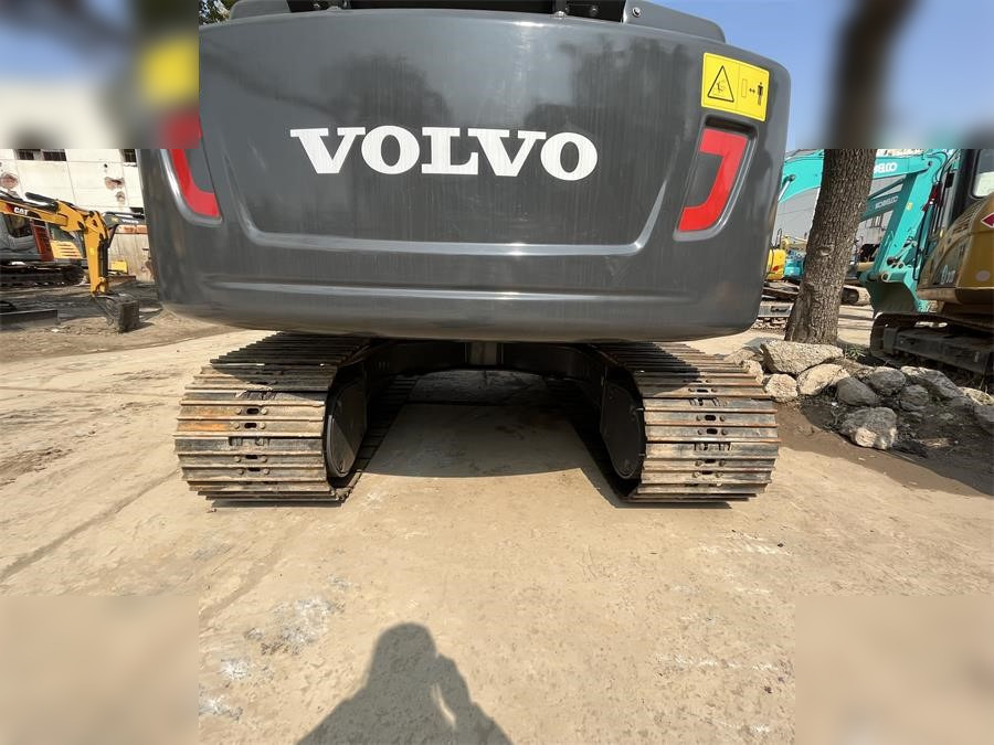 VOLVO EC140DL - Escavadora de rastos: foto 4 VOLVO EC140DL - Escavadora de rastos: foto 4
