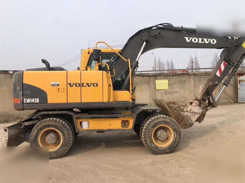 VOLVO EW145B - Escavadeira de rodas: foto 1 VOLVO EW145B - Escavadeira de rodas: foto 1