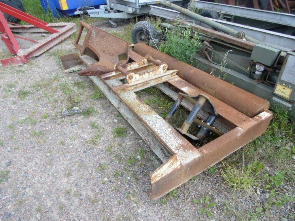 Redskapsfäste S60 S 60 - Equipamento para Máquina de construção: foto 1 Redskapsfäste S60 S 60 - Equipamento para Máquina de construção: foto 1