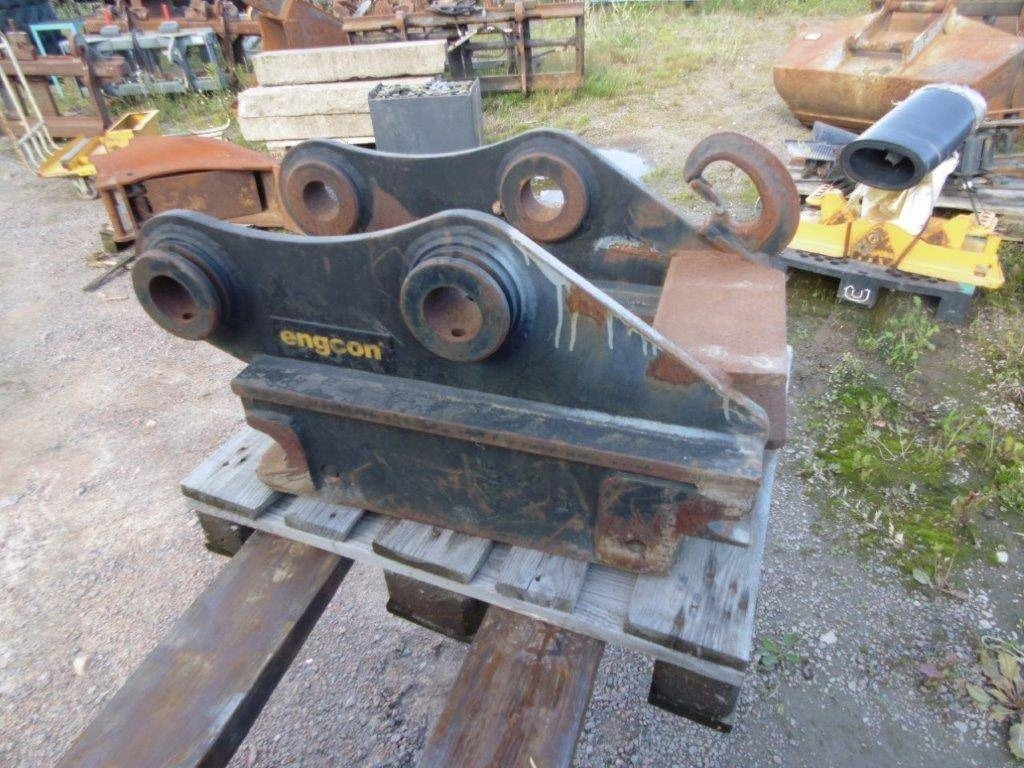Fäste passande Hitachi 210 - Acoplamento rápido para Máquina de construção: foto 1 Fäste passande Hitachi 210 - Acoplamento rápido para Máquina de construção: foto 1