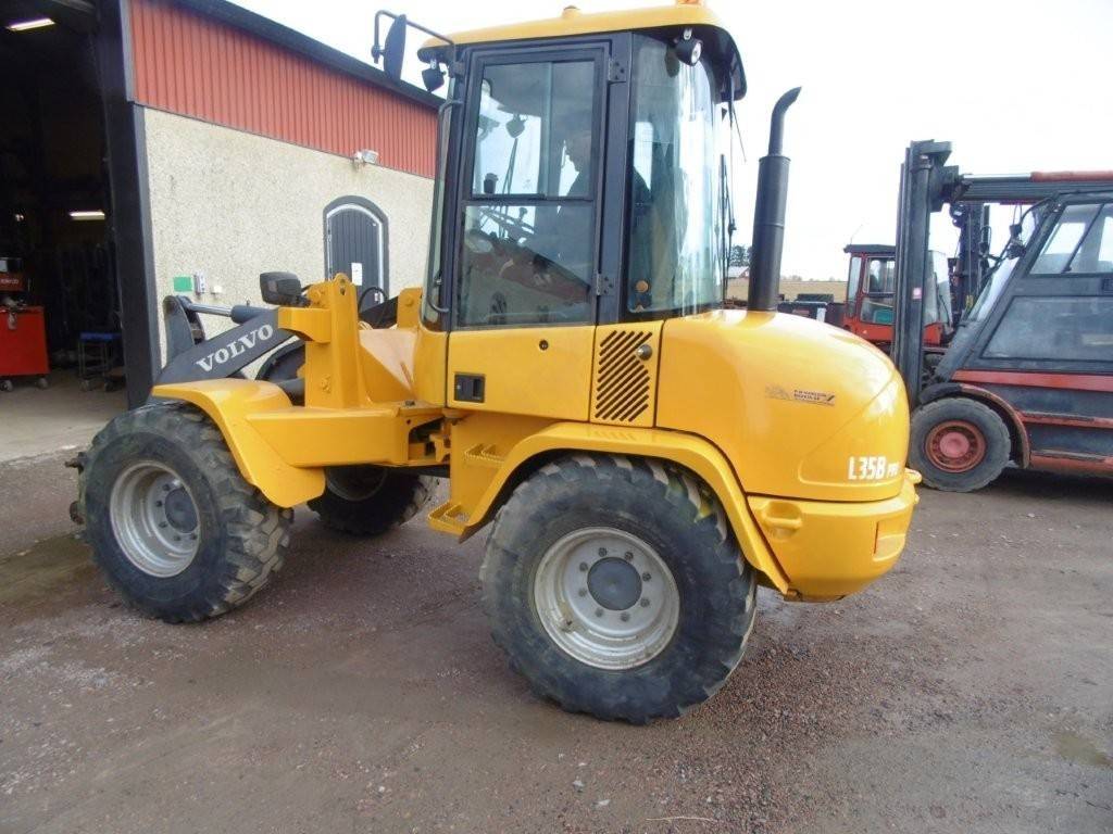 Volvo L 35 - Pá carregadora de rodas: foto 4 Volvo L 35 - Pá carregadora de rodas: foto 4