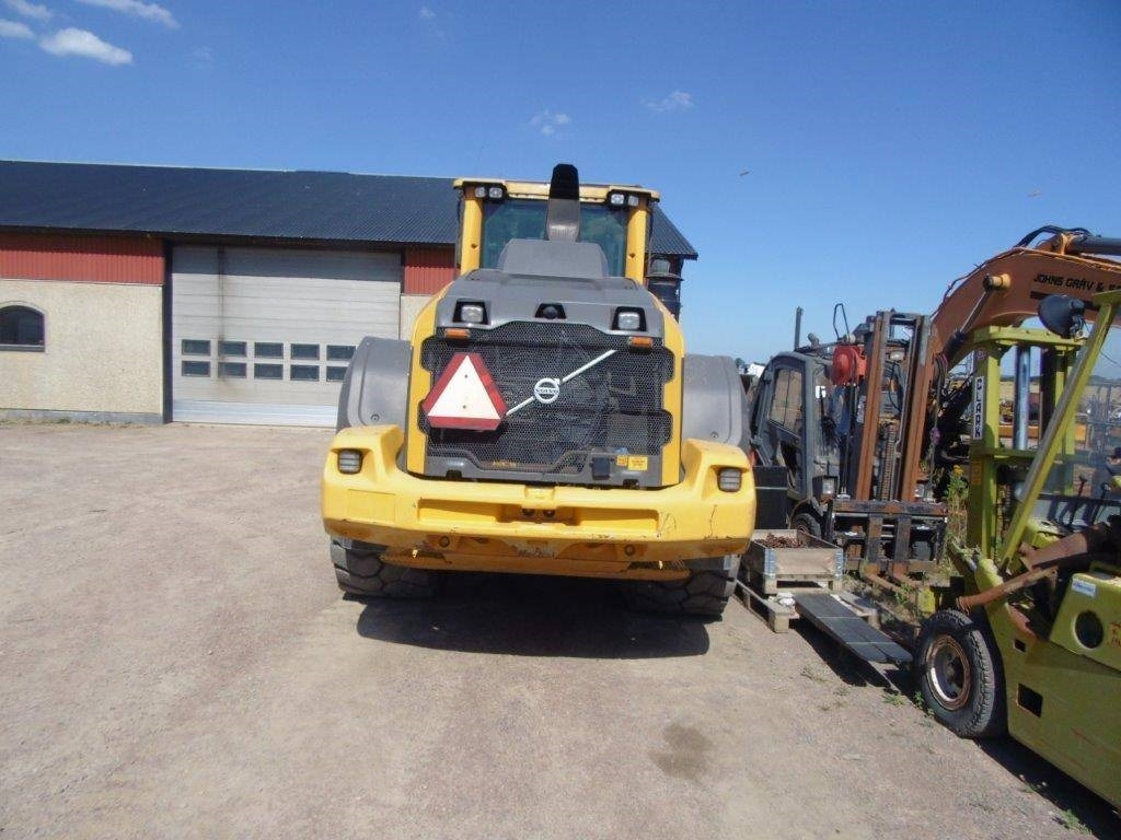 Volvo L110 H med optishift Fullutrustad med CDC-våg-kamr - Pá carregadora de rodas: foto 2 Volvo L110 H med optishift Fullutrustad med CDC-våg-kamr - Pá carregadora de rodas: foto 2