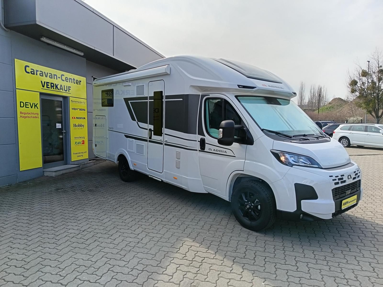 Adria Coral ALL-IN 650 DL*LUFTFEDERUNG HA*SOLAR*SOFORT - Autocaravana perfilada: foto 2 Adria Coral ALL-IN 650 DL*LUFTFEDERUNG HA*SOLAR*SOFORT - Autocaravana perfilada: foto 2