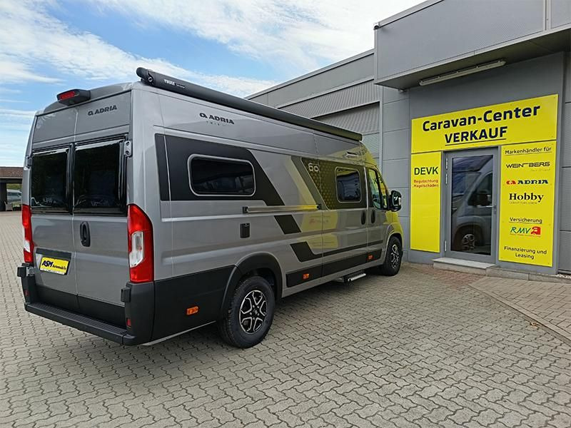 Adria Twin "60Y" 640 SGX 3,5 MAXI*JUBILEE*MARKISE*LED* - Campervan: foto 4 Adria Twin "60Y" 640 SGX 3,5 MAXI*JUBILEE*MARKISE*LED* - Campervan: foto 4