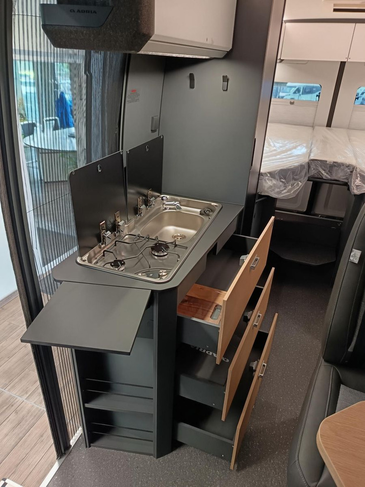 Campervan Adria Twin "60Y" 640 SLB 4,25MAXI*JUBILEE*MARKISE*LED: foto 17 Campervan Adria Twin "60Y" 640 SLB 4,25MAXI*JUBILEE*MARKISE*LED: foto 17