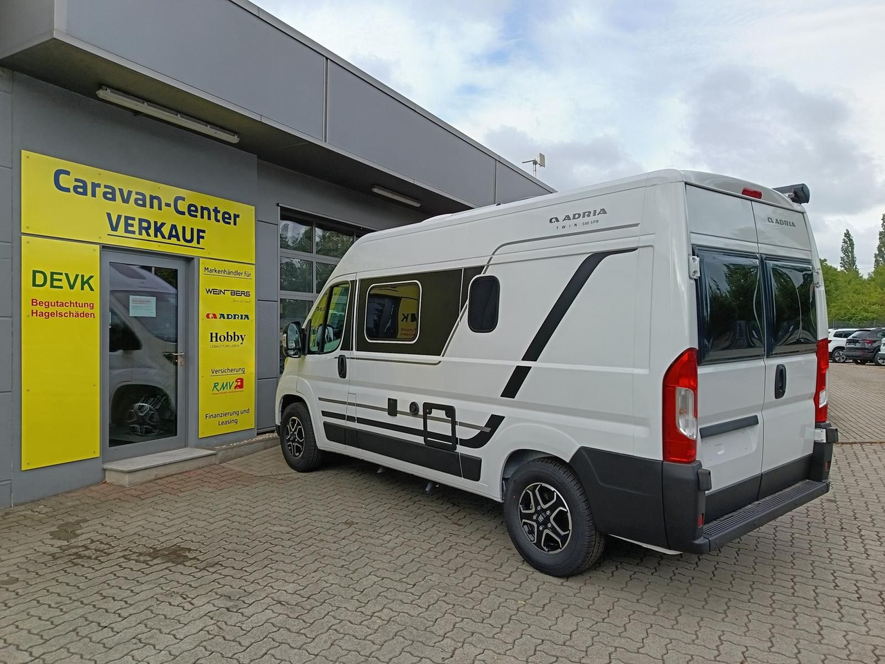 Adria Twin ALL-IN 540 SP*AUTOMATIK*SAFETY*STYLE*SOFORT - Campervan: foto 5 Adria Twin ALL-IN 540 SP*AUTOMATIK*SAFETY*STYLE*SOFORT - Campervan: foto 5