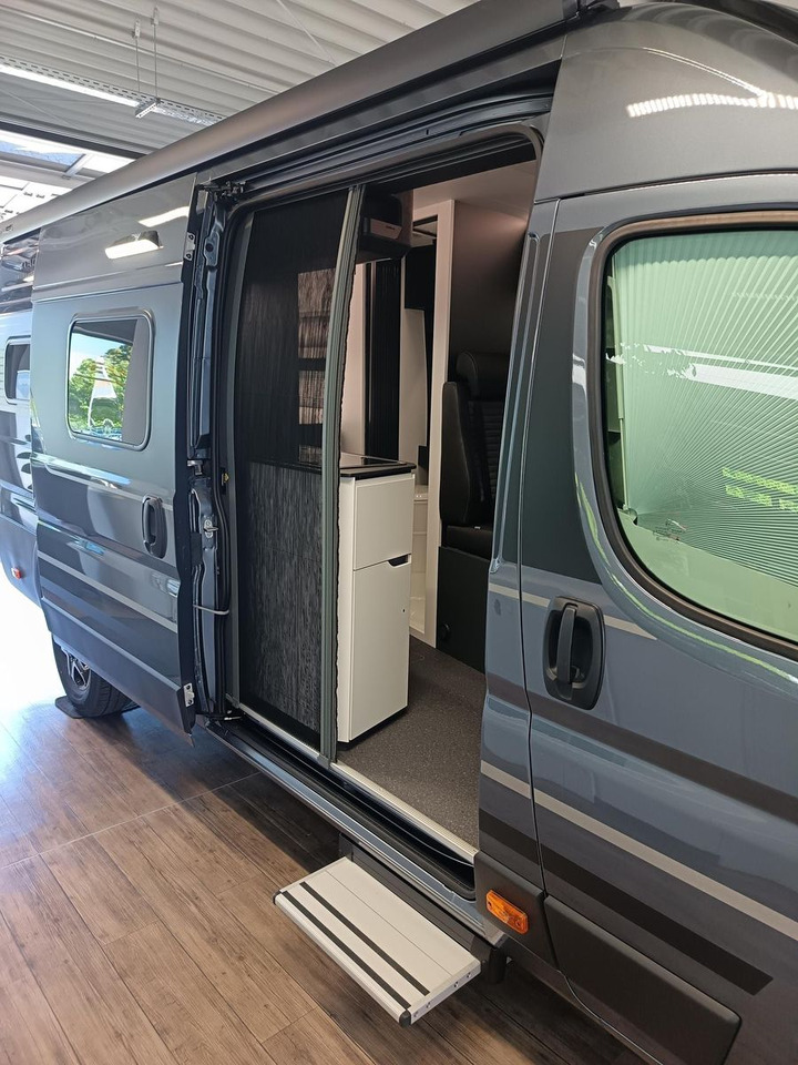 Locação financeira de  Adria Twin Edition 640 SGX Maxi 132kW*138L KÜHLSCHRANK Adria Twin Edition 640 SGX Maxi 132kW*138L KÜHLSCHRANK: foto 11