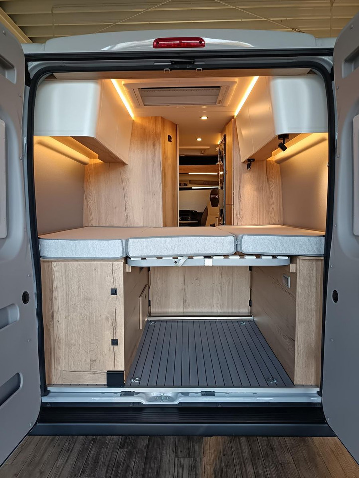 Clever Celebration 600 MJ24*AHK*MARKISE*ACC*R-KAM*RADIO - Campervan: foto 4 Clever Celebration 600 MJ24*AHK*MARKISE*ACC*R-KAM*RADIO - Campervan: foto 4