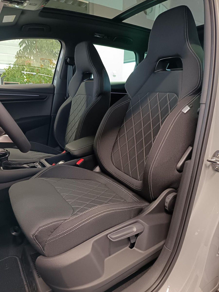 SUV Skoda Karoq Sportline 1,5 TSI DSG*AHK*PSD*STD.HZG*NAVI: foto 19 SUV Skoda Karoq Sportline 1,5 TSI DSG*AHK*PSD*STD.HZG*NAVI: foto 19