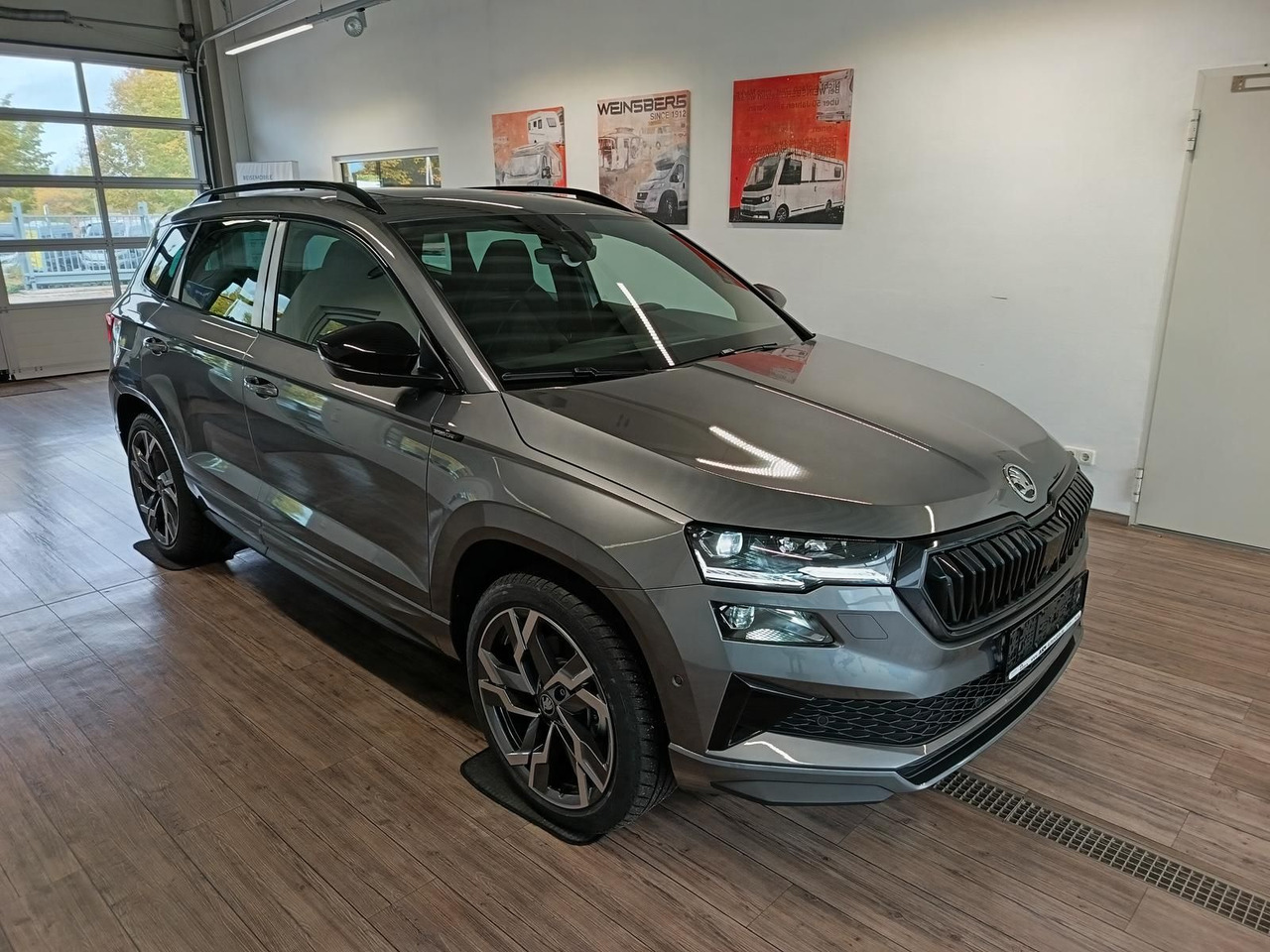 Skoda Karoq Sportline 2,0 TDI 4x4*AHK*PSD*STD.HZG*DCC* - SUV: foto 3 Skoda Karoq Sportline 2,0 TDI 4x4*AHK*PSD*STD.HZG*DCC* - SUV: foto 3