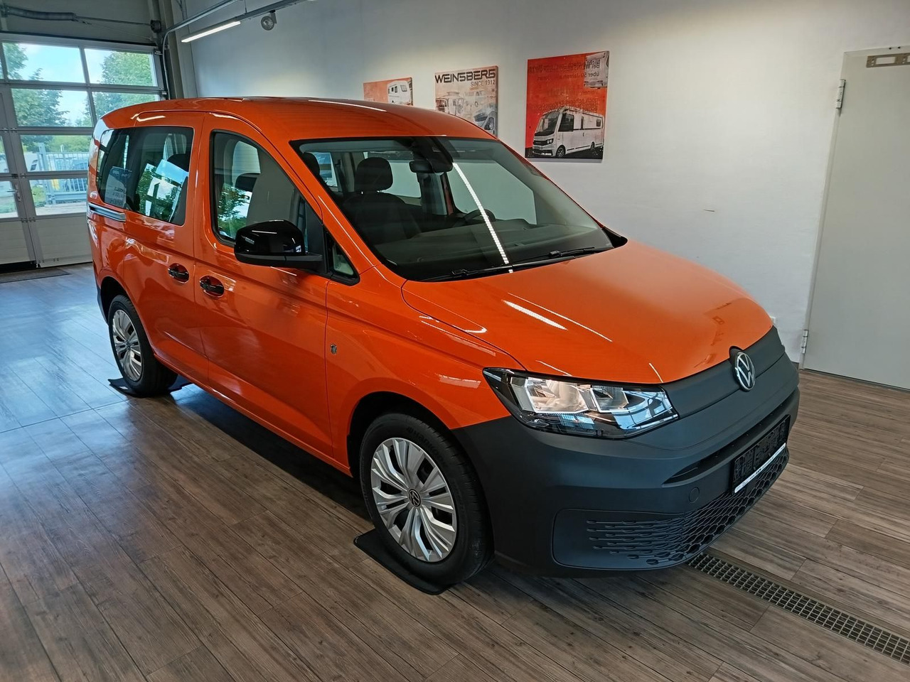 Volkswagen Caddy 2.0 TDI 75 kW*PDC*TEMP*DAB*KLIMA*5-SITZER* - Carrinha: foto 3 Volkswagen Caddy 2.0 TDI 75 kW*PDC*TEMP*DAB*KLIMA*5-SITZER* - Carrinha: foto 3