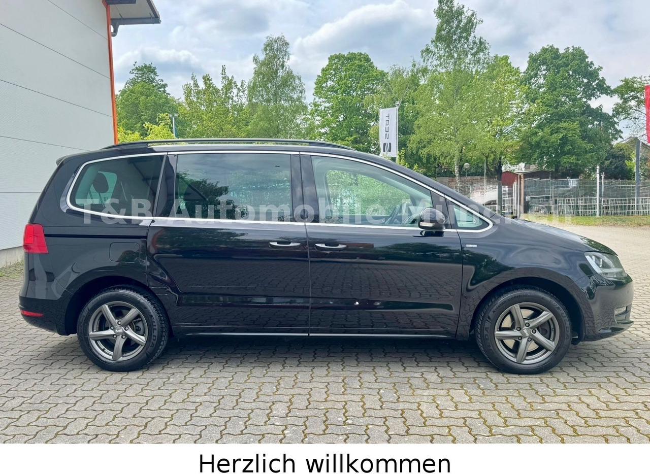 Volkswagen Sharan Match BMT*6-Si*Leder*Navi*Kamera*44.000km - Furgão de passageiros: foto 5 Volkswagen Sharan Match BMT*6-Si*Leder*Navi*Kamera*44.000km - Furgão de passageiros: foto 5
