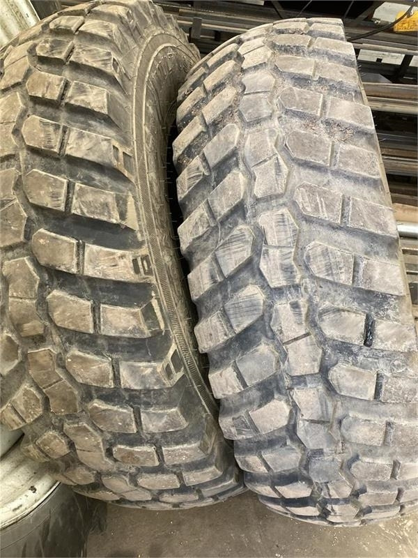 Alliance 16.9 R30 IND 440/80R30 MULTIUSE 550 - Pneu para Veículo municipal/ Especial: foto 1 Alliance 16.9 R30 IND 440/80R30 MULTIUSE 550 - Pneu para Veículo municipal/ Especial: foto 1