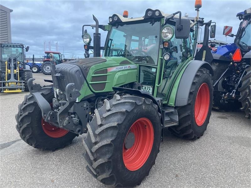 Fendt 211 Vario TMS - Trator: foto 2 Fendt 211 Vario TMS - Trator: foto 2