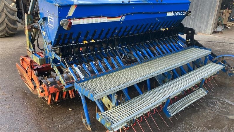 Kuhn HR 3001 M med Fiona Apollo - Semeadora combinada: foto 3 Kuhn HR 3001 M med Fiona Apollo - Semeadora combinada: foto 3