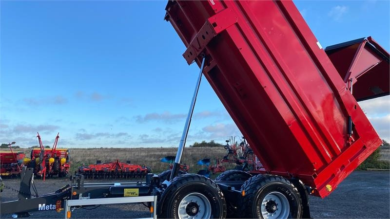 Metsjö MetaQ 60 - Reboque basculante agrícola: foto 2 Metsjö MetaQ 60 - Reboque basculante agrícola: foto 2