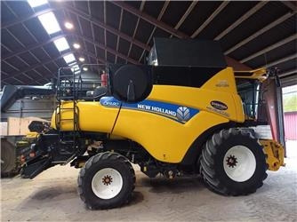 New Holland CR9.80 - Ceifeira debulhadora: foto 1 New Holland CR9.80 - Ceifeira debulhadora: foto 1