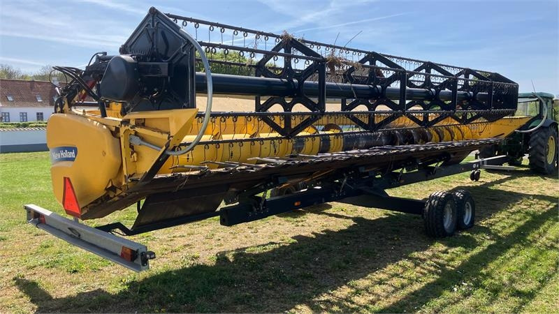 Locação financeira de New Holland CX 8080 SLH med 30 fods Varifeed New Holland CX 8080 SLH med 30 fods Varifeed: foto 7 Locação financeira de New Holland CX 8080 SLH med 30 fods Varifeed New Holland CX 8080 SLH med 30 fods Varifeed: foto 7