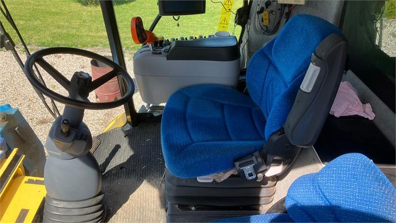 Locação financeira de New Holland CX 8080 SLH med 30 fods Varifeed New Holland CX 8080 SLH med 30 fods Varifeed: foto 13 Locação financeira de New Holland CX 8080 SLH med 30 fods Varifeed New Holland CX 8080 SLH med 30 fods Varifeed: foto 13