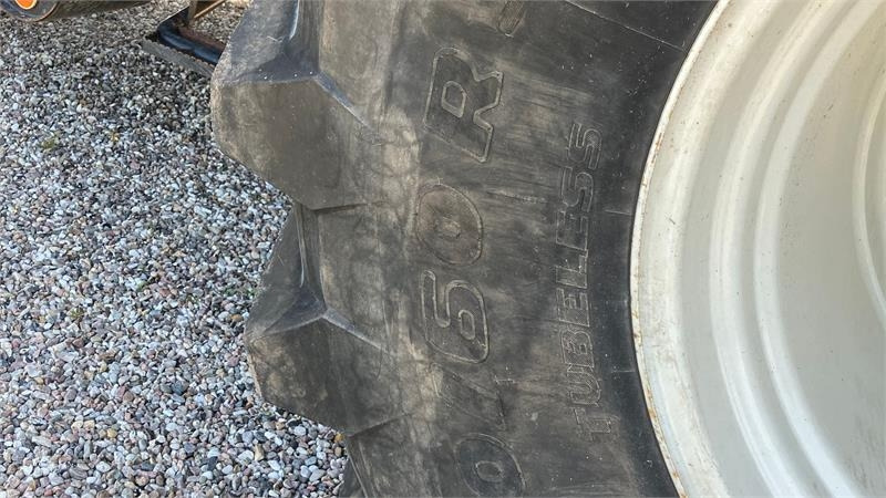 New Holland CX 8080 SLH med 30 fods Varifeed - Ceifeira debulhadora: foto 5 New Holland CX 8080 SLH med 30 fods Varifeed - Ceifeira debulhadora: foto 5