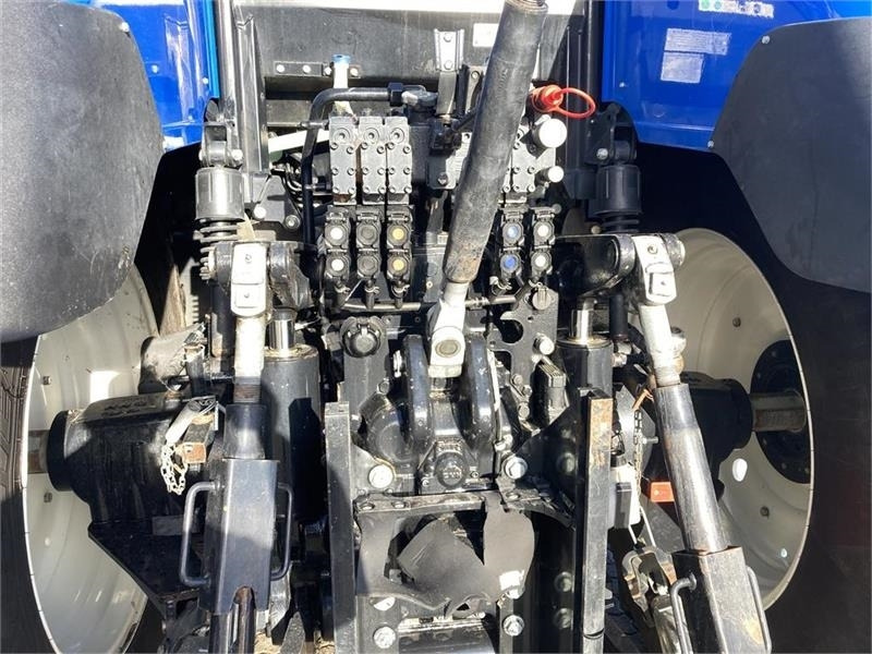 New Holland T7.315 Auto Command Ny Motor - Trator: foto 4 New Holland T7.315 Auto Command Ny Motor - Trator: foto 4