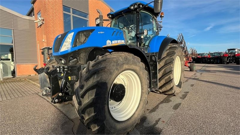 New Holland T7.315 HD AutoComand  - Trator: foto 2 New Holland T7.315 HD AutoComand  - Trator: foto 2