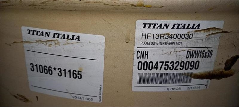 Titan Svejste fælge............ 15x30 - Pneu para Máquina agrícola: foto 5 Titan Svejste fælge............ 15x30 - Pneu para Máquina agrícola: foto 5