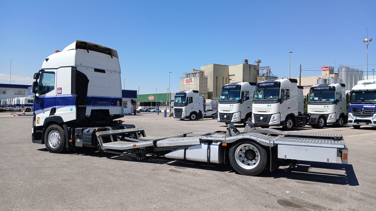 RENAULT T 520 - Camião transporte de veículos: foto 3 RENAULT T 520 - Camião transporte de veículos: foto 3