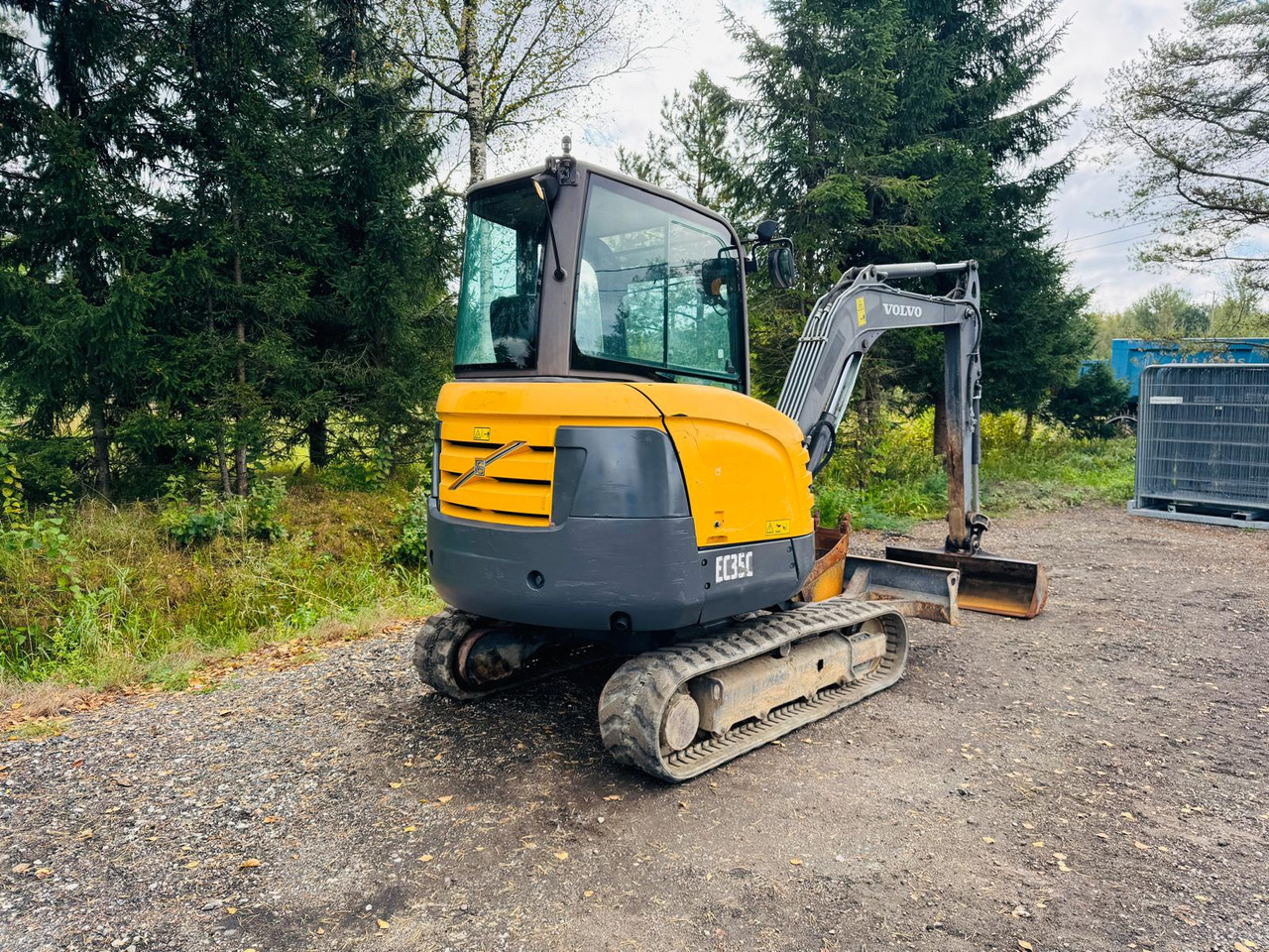 VOLVO EC35C - Mini escavadeira: foto 4 VOLVO EC35C - Mini escavadeira: foto 4