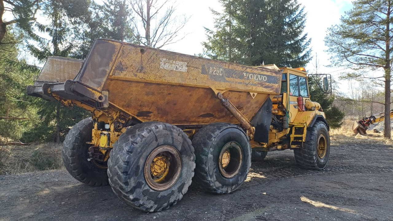 Volvo A25C 6X6 - Caminhão articulado: foto 4 Volvo A25C 6X6 - Caminhão articulado: foto 4