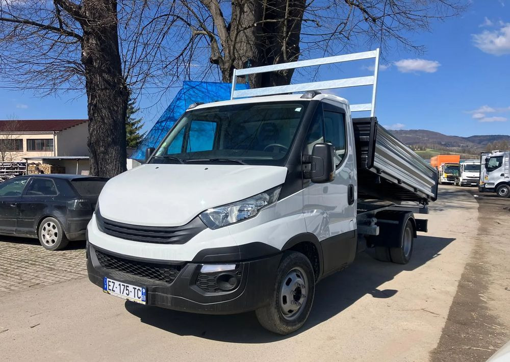 Iveco Iveco daily 35C14 wywrotka solidny kiper - Carrinha basculante: foto 1 Iveco Iveco daily 35C14 wywrotka solidny kiper - Carrinha basculante: foto 1