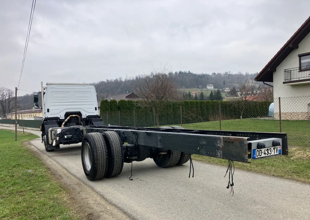 Mercedes-Benz Mercedes Axor 1829 Rama do zabudowy kiper beczka hakowiec laweta - Camião chassi: foto 3 Mercedes-Benz Mercedes Axor 1829 Rama do zabudowy kiper beczka hakowiec laweta - Camião chassi: foto 3