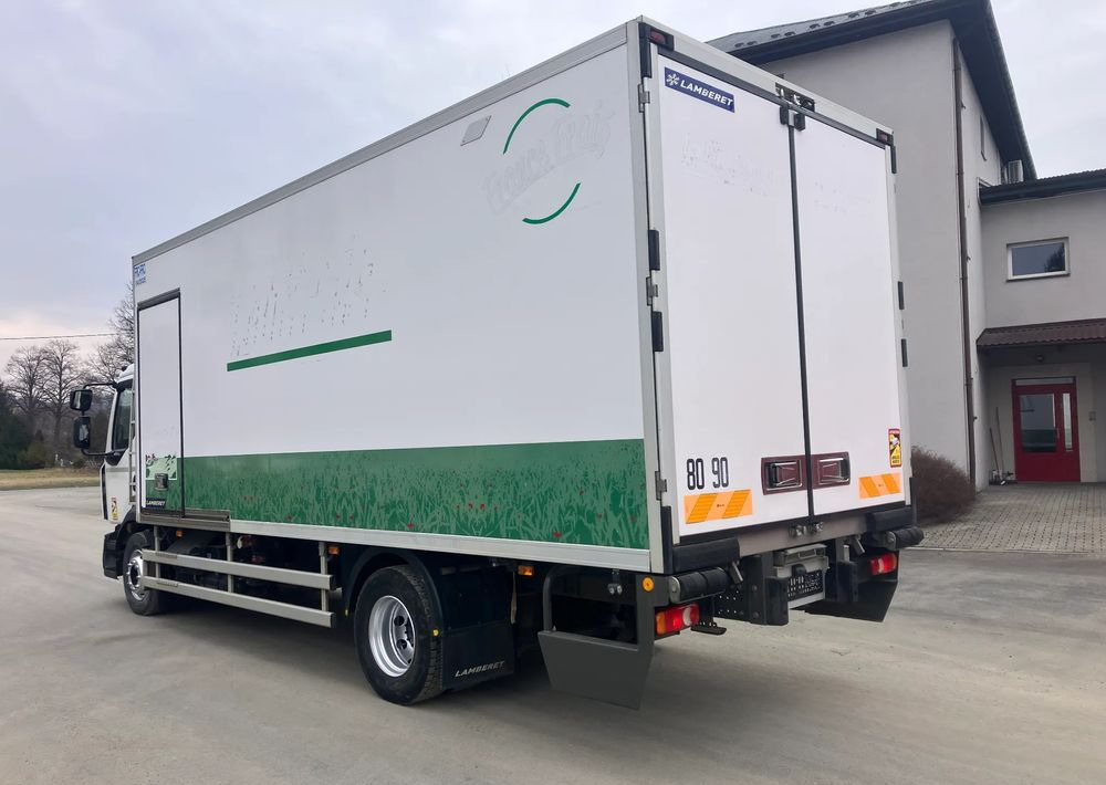Renault Renault Gama D 250 chłodnia izoterma 16 PALET - Camião frigorífico: foto 4 Renault Renault Gama D 250 chłodnia izoterma 16 PALET - Camião frigorífico: foto 4