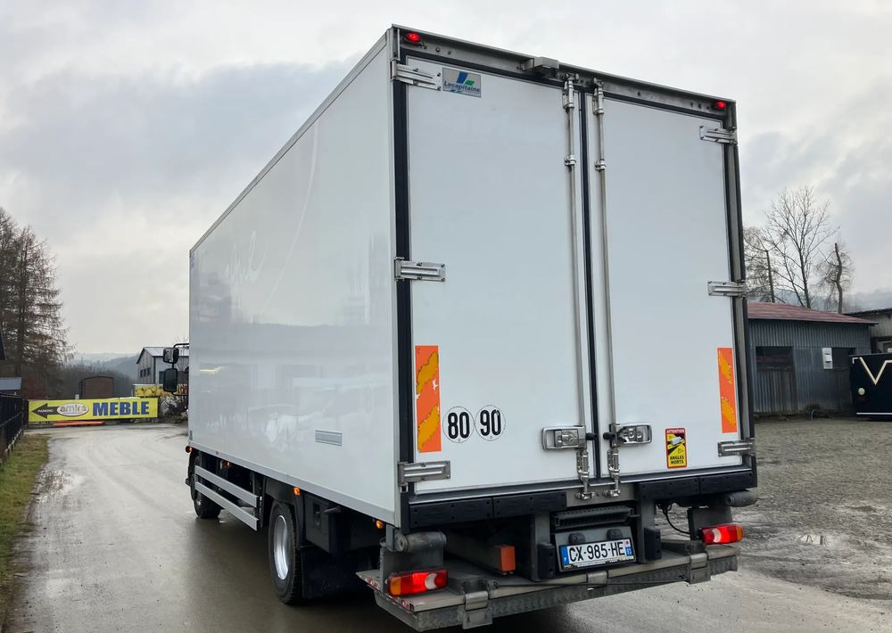 Renault Renault Midlum 220chłodnia izoterma - Camião frigorífico: foto 4 Renault Renault Midlum 220chłodnia izoterma - Camião frigorífico: foto 4