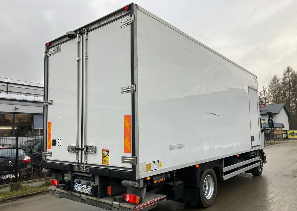Renault Renault Midlum 220chłodnia izoterma - Camião frigorífico: foto 3 Renault Renault Midlum 220chłodnia izoterma - Camião frigorífico: foto 3