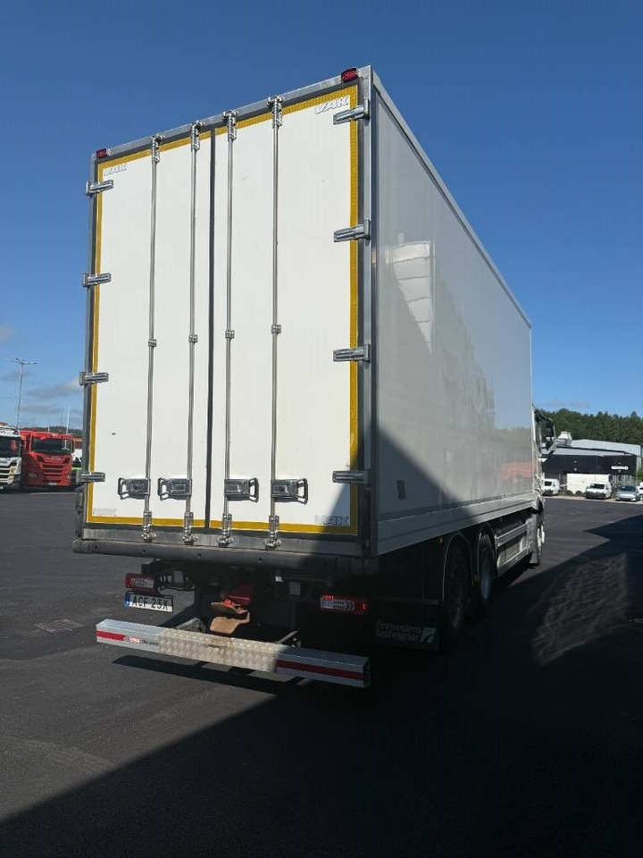 Volvo FH 540 6x2 - Camião furgão: foto 4 Volvo FH 540 6x2 - Camião furgão: foto 4